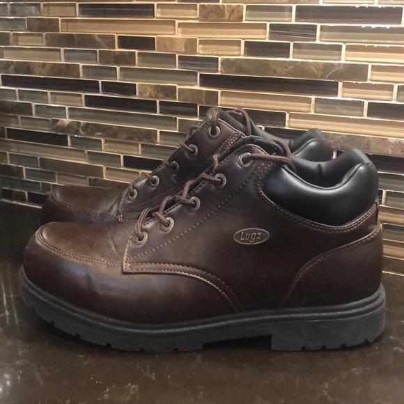 lugz slip resistant boots